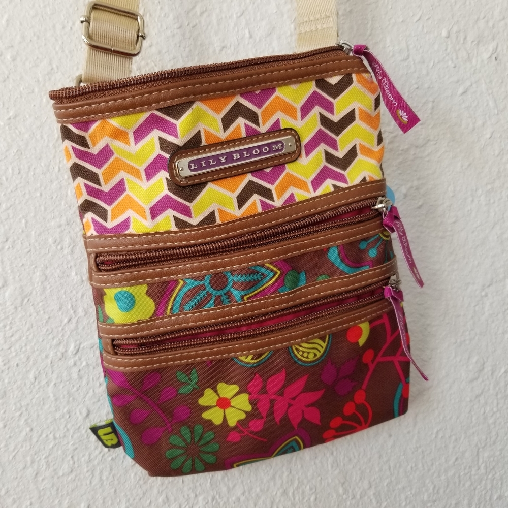 Lily Bloom crossbody colorful floral pattern purse - Picture 2 of 5